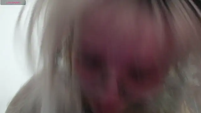 Snapshot of Cloe_five chatting on April 27, 9:57 pm Cloe five online show from April 27, 9:57 pm