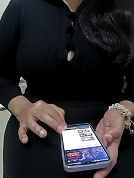 Anamika Kapoor online show from January 15, 10:24 pm