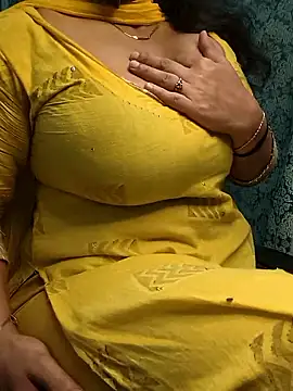 Anamika Kapoor online show from May 9, 2:28 am