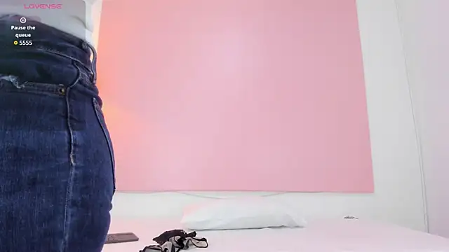 Snapshot of andyylove_jk chatting on October 17, 11:57 am andyylove jk online show from October 17, 11:57 am