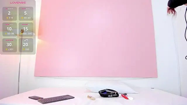 Snapshot of andyylove_jk chatting on October 21, 11:44 am andyylove jk online show from October 21, 11:44 am