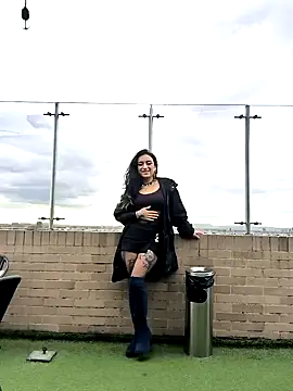 Snapshot of Lila_Desiree chatting on October 3, 5:21 pm Lila Desiree online show from October 3, 5:21 pm