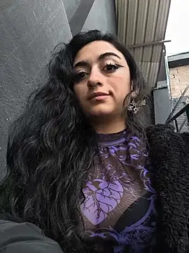 Snapshot of Lila_Desiree chatting on July 1, 4:29 pm Lila Desiree online show from July 1, 4:29 pm