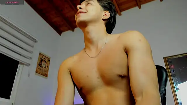 facebaby1 online show from October 18, 4:15 am