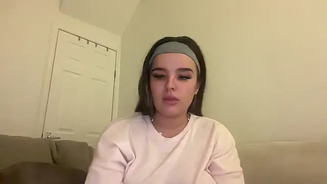 maisiesmithx online show from January 27, 1:37 am