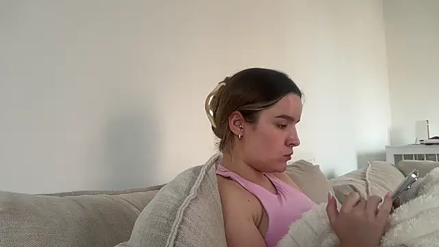 maisiesmithx online show from March 20, 4:12 pm