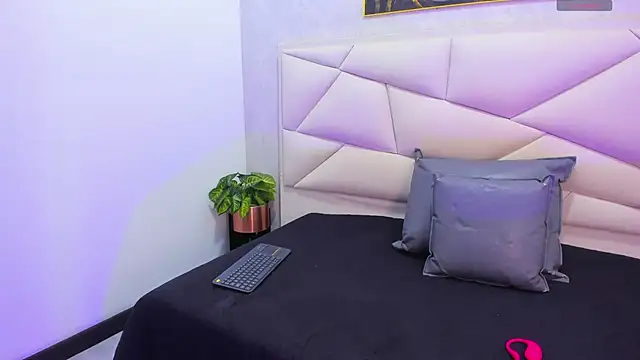 Vale n Matt online show from November 13, 1:48 am