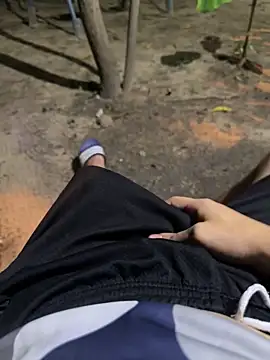 Snapshot of Erick-90 chatting on October 14, 1:50 am Erick-90 online show from October 14, 1:50 am