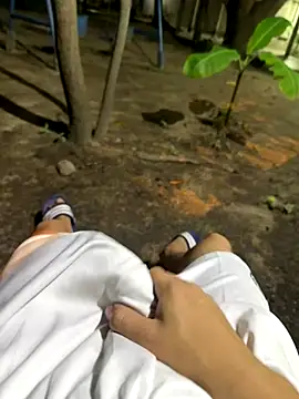 Snapshot of Erick-90 chatting on October 18, 9:32 am Erick-90 online show from October 18, 9:32 am