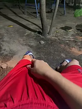 Snapshot of Erick-90 chatting on October 25, 4:42 am Erick-90 online show from October 25, 4:42 am