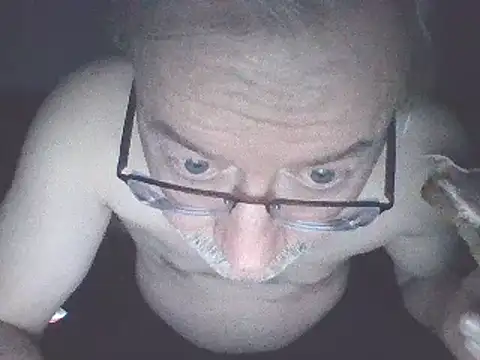 Snapshot of loverboyxxx69 chatting on January 18, 7:26 pm loverboyxxx69 online show from January 18, 7:26 pm