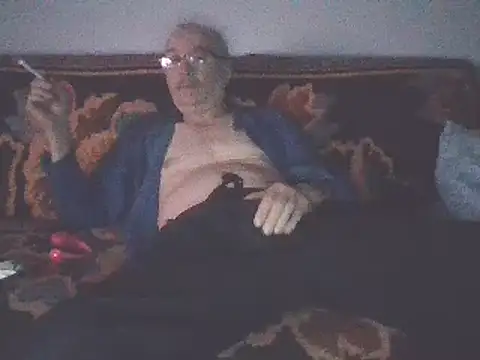 Snapshot of loverboyxxx69 chatting on January 21, 2:11 am loverboyxxx69 online show from January 21, 2:11 am