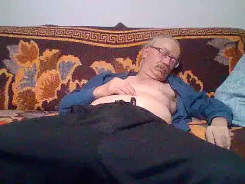 Snapshot of loverboyxxx69 chatting on February 14, 10:25 pm loverboyxxx69 online show from February 14, 10:25 pm