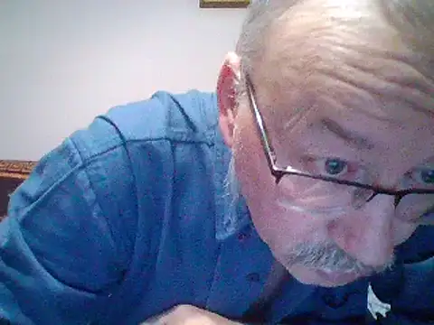 Snapshot of loverboyxxx69 chatting on February 15, 3:42 am loverboyxxx69 online show from February 15, 3:42 am