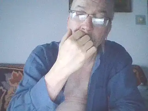 Snapshot of loverboyxxx69 chatting on February 26, 1:53 am loverboyxxx69 online show from February 26, 1:53 am