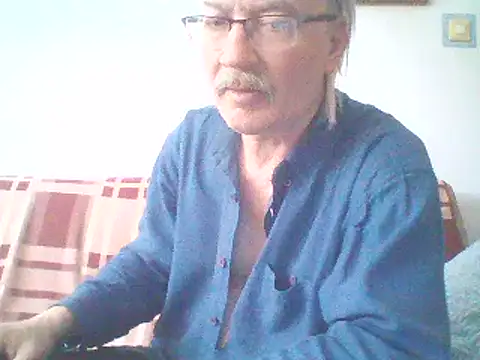 Snapshot of loverboyxxx69 chatting on February 28, 3:04 pm loverboyxxx69 online show from February 28, 3:04 pm