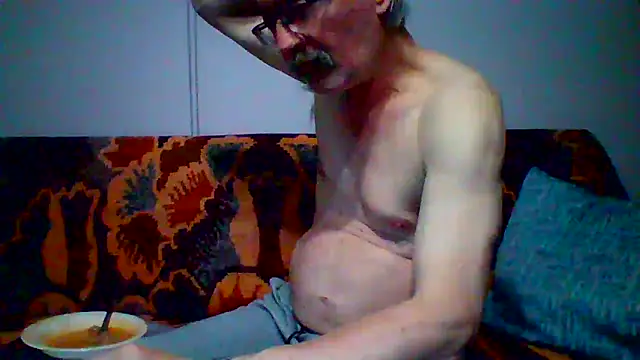 loverboyxxx69 online show from April 24, 6:54 pm