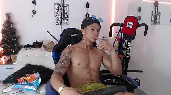 Leonard Price online show from February 2, 6:04 am