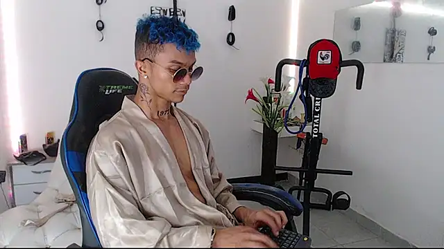 Leonard Price online show from March 17, 8:51 am