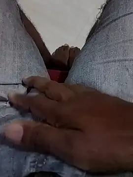 Snapshot of SuranSexy33 chatting on November 16, 12:55 pm SuranSexy33 online show from November 16, 12:55 pm