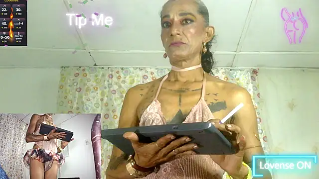 Snapshot of Lobaveterana_sex chatting on March 18, 1:31 am Lobaveterana sex online show from March 18, 1:31 am