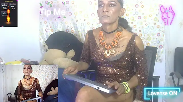 Snapshot of Lobaveterana_sex chatting on March 21, 3:44 am Lobaveterana sex online show from March 21, 3:44 am