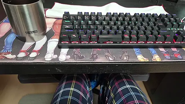 Snapshot of Aenbukkake_kai2 chatting on November 11, 3:17 am Aenbukkake kai2 online show from November 11, 3:17 am