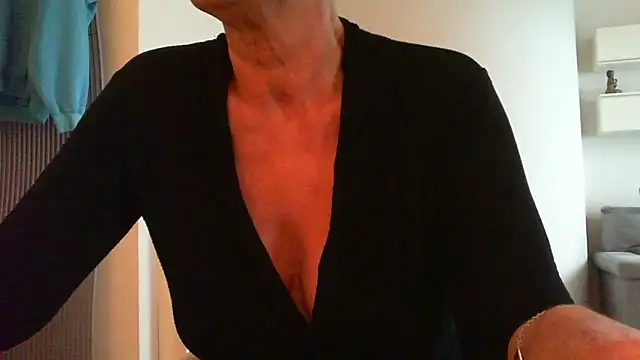   Angel78   online show from October 5, 1:31 pm