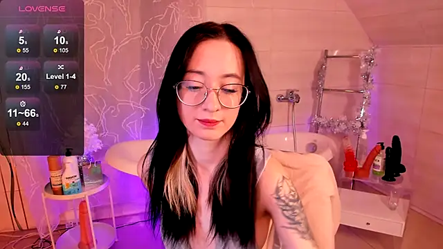 Dark Lola  online show from December 17, 9:50 am