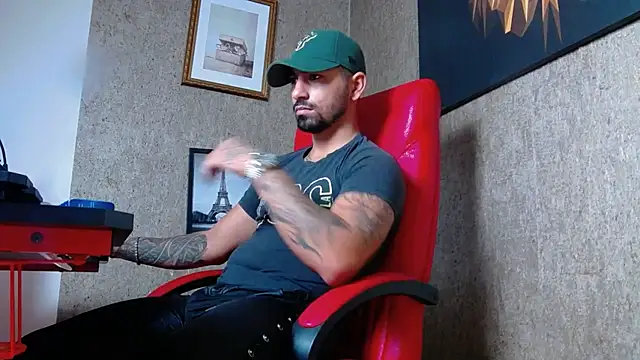 NigelBoydXXX online show from December 19, 6:56 pm