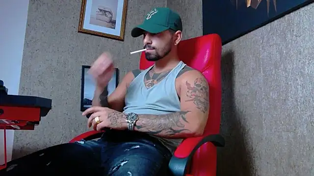NigelBoydXXX online show from December 21, 8:00 pm