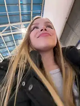 mur girl online show from December 28, 1:17 pm