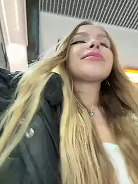 mur girl online show from January 12, 2:52 pm