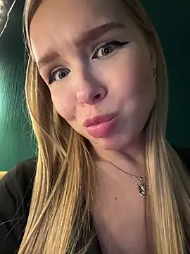 mur girl online show from February 19, 11:28 am