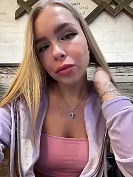 mur girl online show from March 2, 8:16 am