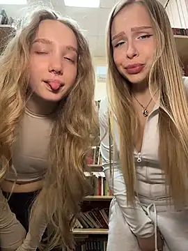 mur girl online show from January 7, 12:29 pm