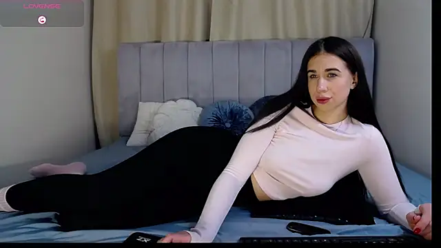 Erikka   online show from February 6, 2:20 pm