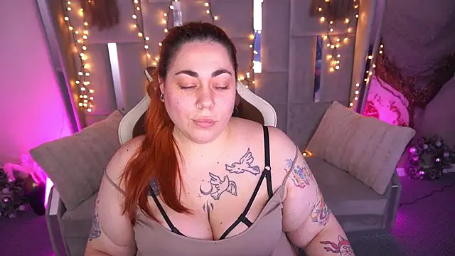 Kittywakee online show from March 8, 10:46 pm