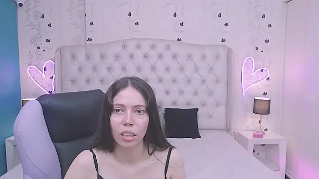 gabymendex online show from December 6, 4:38 pm