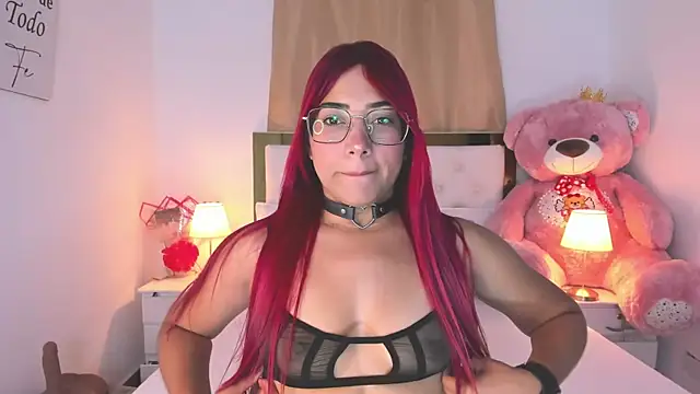 Snapshot of SofiaBosch chatting on September 22, 3:52 am SofiaBosch online show from September 22, 3:52 am