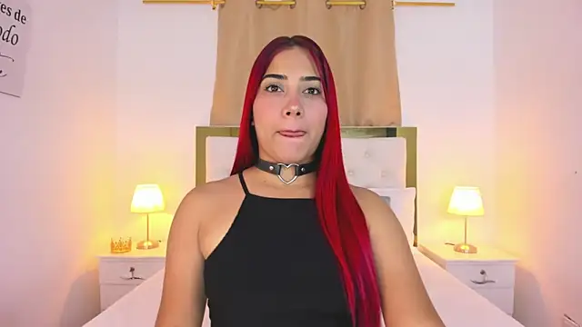 Snapshot of SofiaBosch chatting on October 29, 1:30 am SofiaBosch online show from October 29, 1:30 am