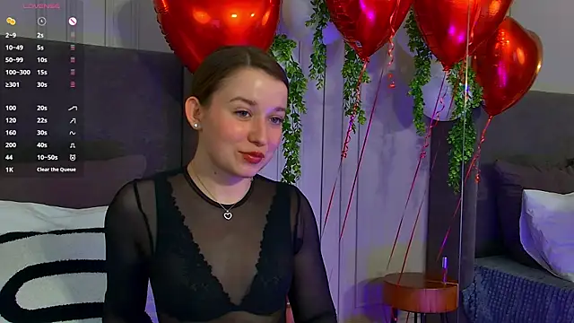 Snapshot of MichelleHaynes chatting on February 17, 8:36 pm MichelleHaynes online show from February 17, 8:36 pm