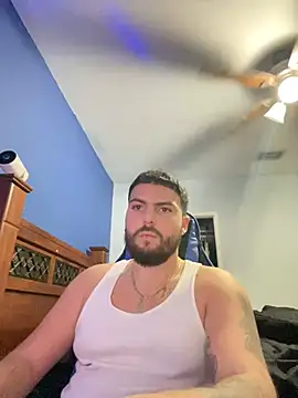 Snapshot of MasterKvn chatting on January 2, 5:57 am MasterKvn online show from January 2, 5:57 am