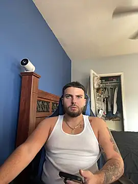 Snapshot of MasterKvn chatting on January 19, 1:22 pm MasterKvn online show from January 19, 1:22 pm