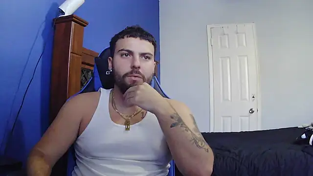 Snapshot of MasterKvn chatting on February 20, 10:26 pm MasterKvn online show from February 20, 10:26 pm