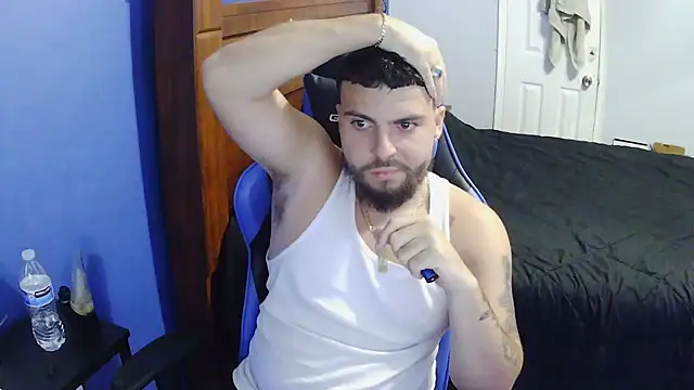 Snapshot of MasterKvn chatting on February 26, 5:42 am MasterKvn online show from February 26, 5:42 am