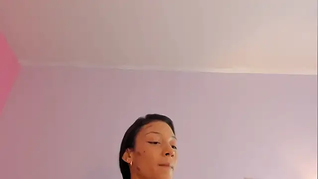 lupeebony online show from June 25, 7:40 pm