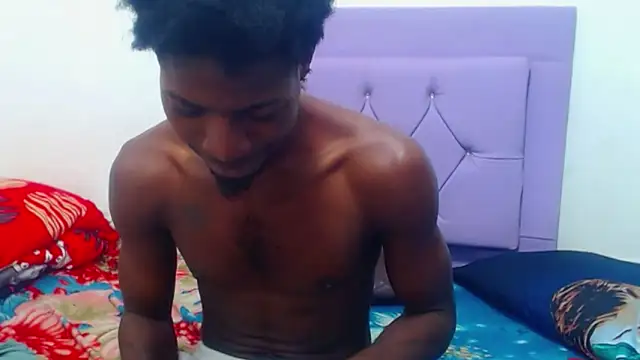 Snapshot of jaycolinss chatting on September 21, 10:00 pm jaycolinss online show from September 21, 10:00 pm