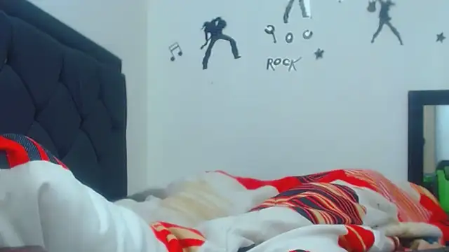 Snapshot of jaycolinss chatting on October 4, 1:25 am jaycolinss online show from October 4, 1:25 am