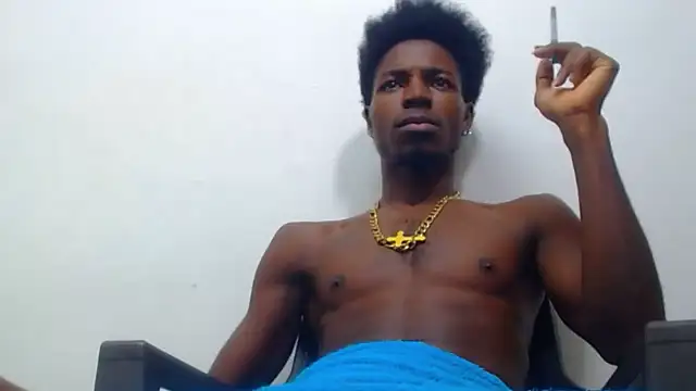 Snapshot of jaycolinss chatting on October 7, 7:16 am jaycolinss online show from October 7, 7:16 am